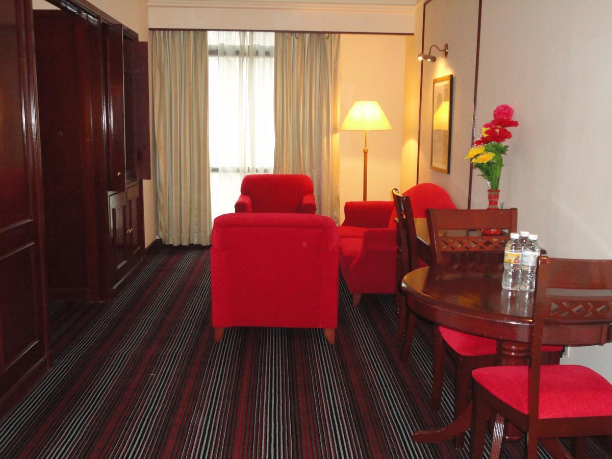 Times Square Service Suites Kuala Lumpur Buitenkant foto