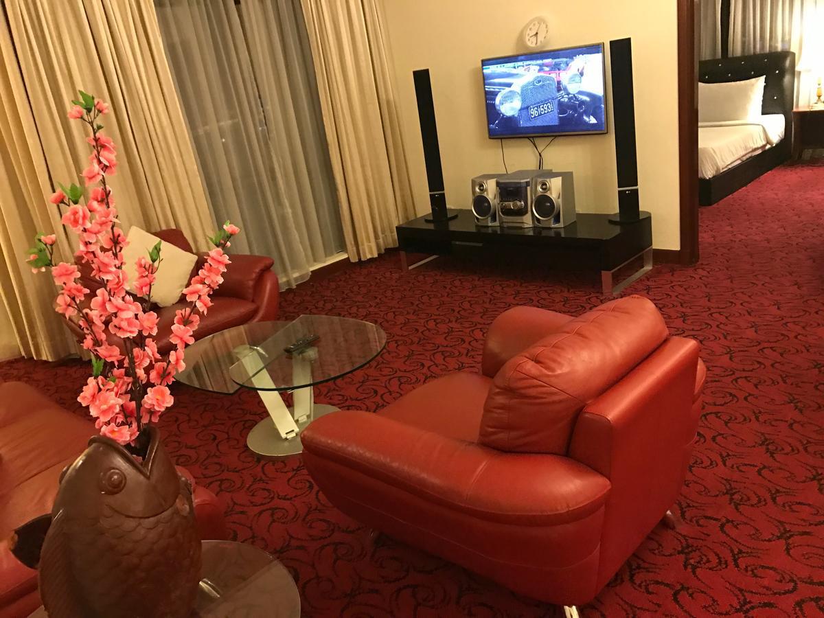 Times Square Service Suites Kuala Lumpur Buitenkant foto