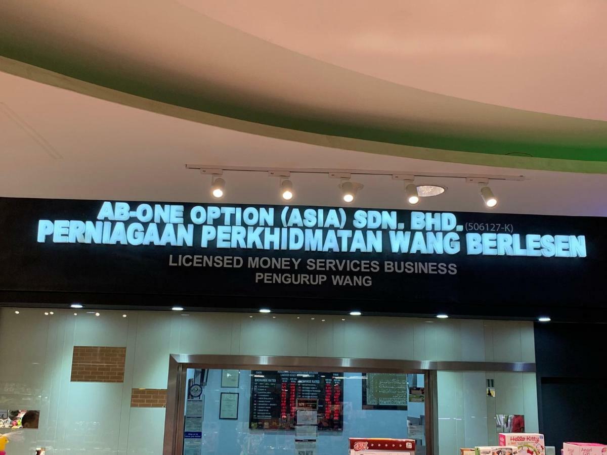 Times Square Service Suites Kuala Lumpur Buitenkant foto